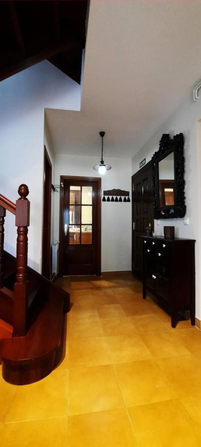Casa En Sobarzo, Junto Al Parque De Cabarceno Villa Dış mekan fotoğraf