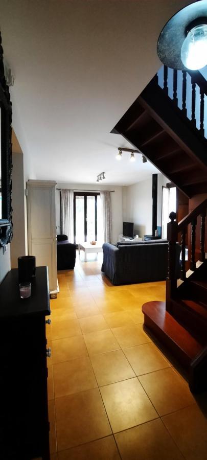 Casa En Sobarzo, Junto Al Parque De Cabarceno Villa Dış mekan fotoğraf