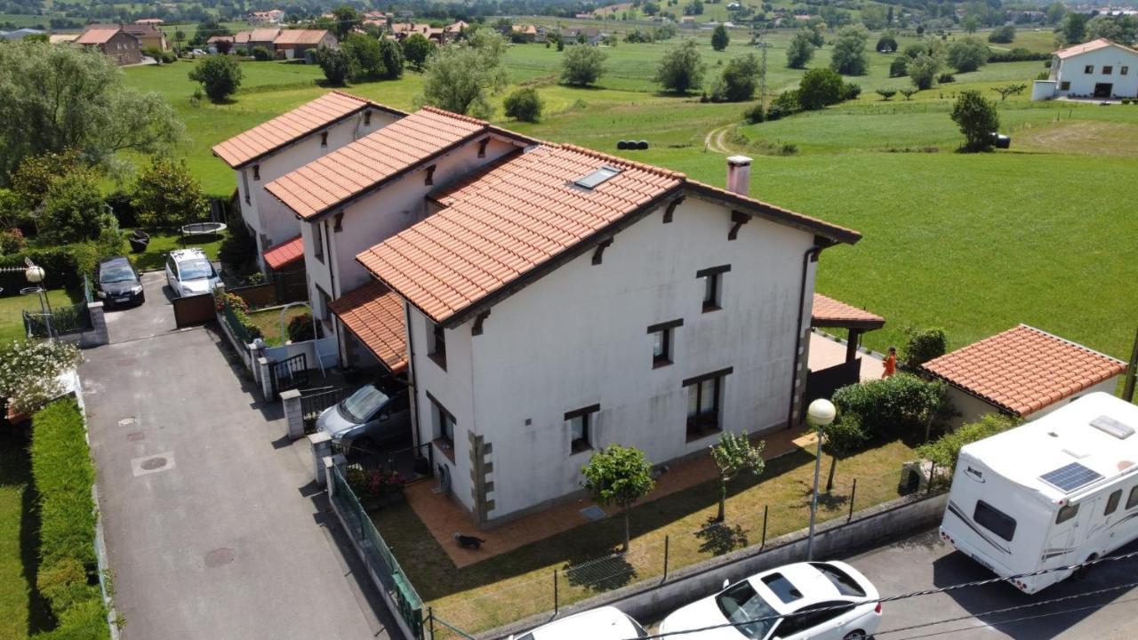 Casa En Sobarzo, Junto Al Parque De Cabarceno Villa Dış mekan fotoğraf